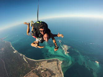 Hamelin-Bay-skydiving