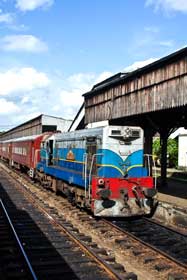 Train Travel in Sri lanka