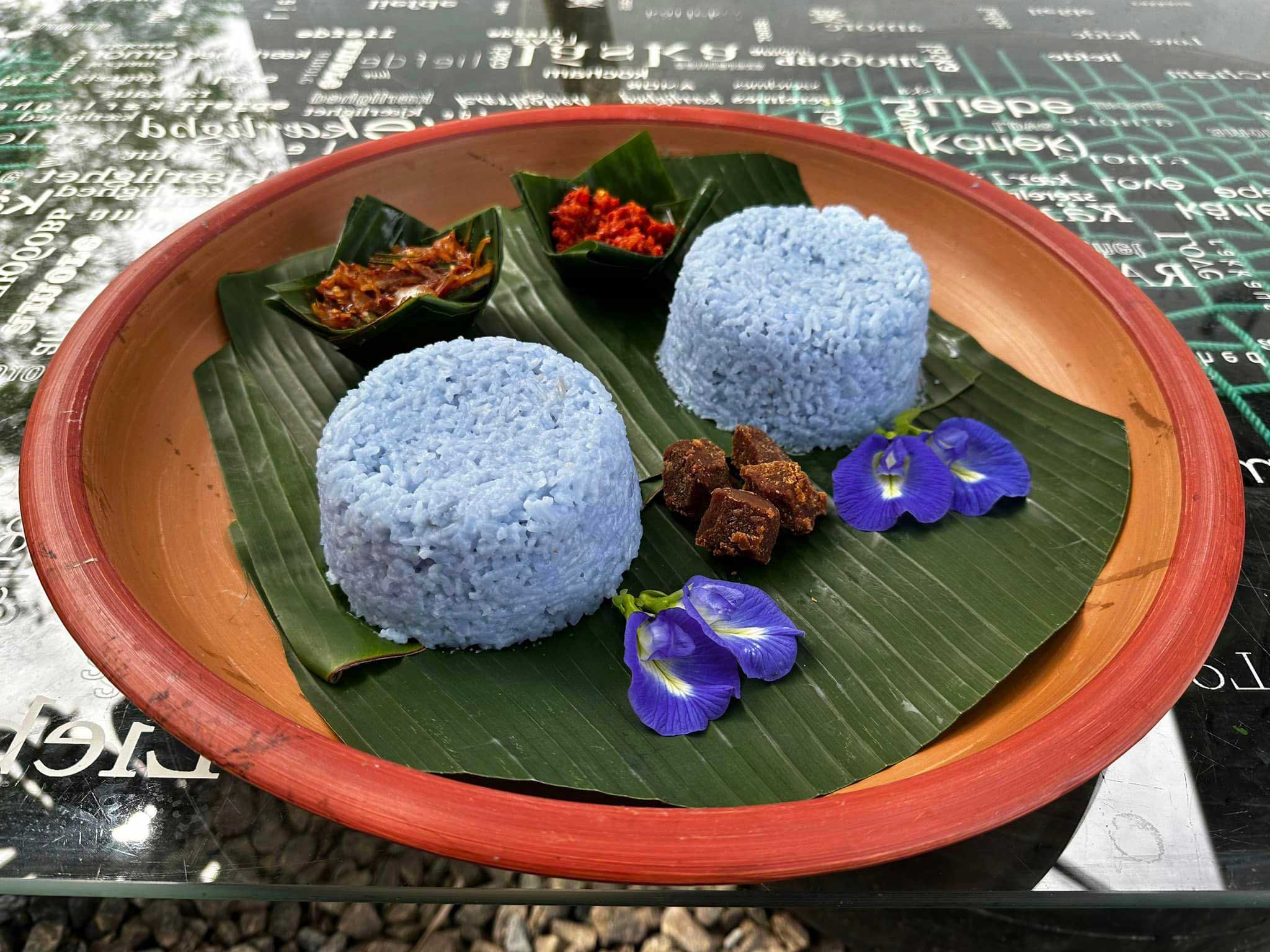 Negombo, organic food in eco rooms